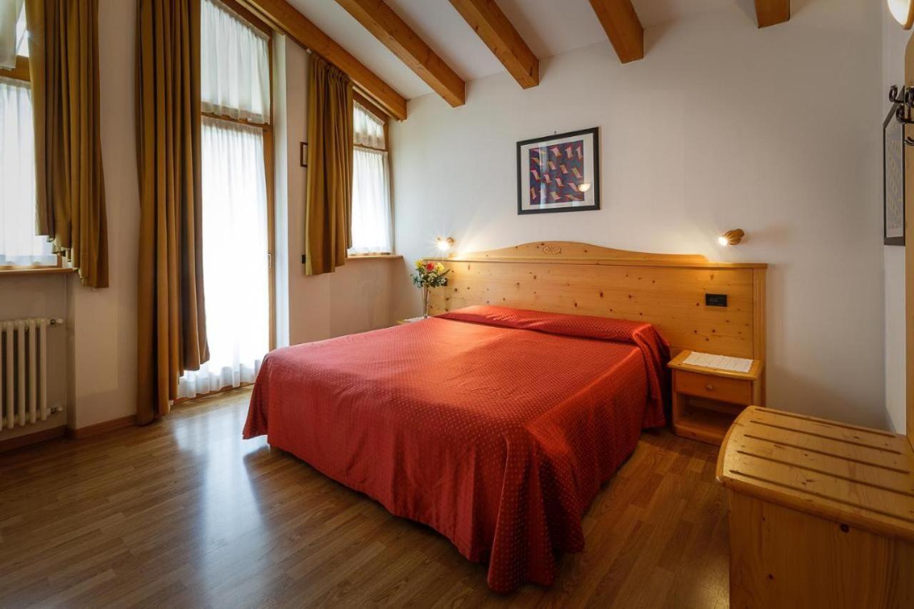 Hotel La Locanda Pinzolo Dış mekan fotoğraf